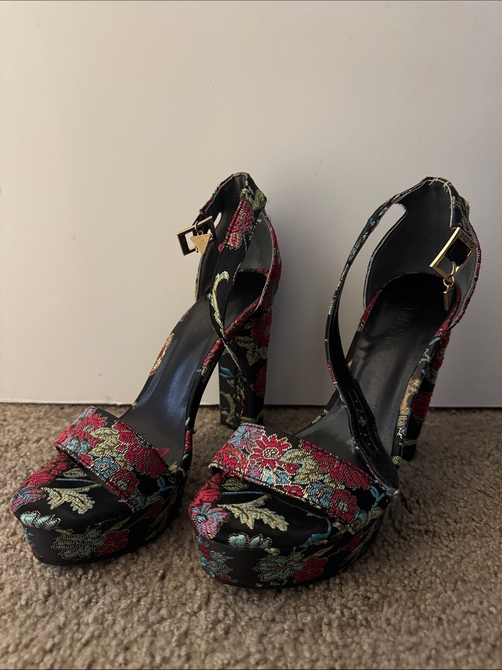 Guess High Heels